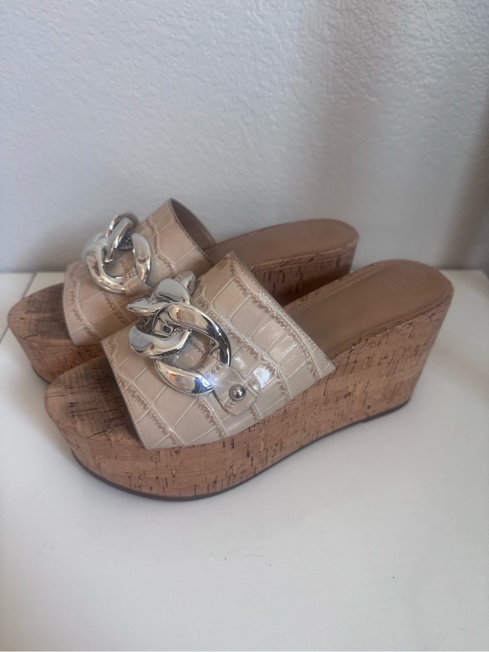 Marc Fisher Vaneda Sandal: Beige Croc-Embossed Cork Wedge Slide w/ Silver Chain